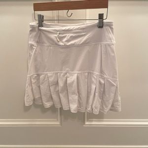 Tennis lululemon skirt